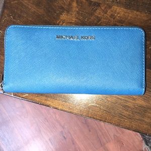 Michael Kors Clutch